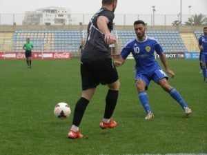 דהן (בכחול) העלה את כרמיאל ליתרון זמני