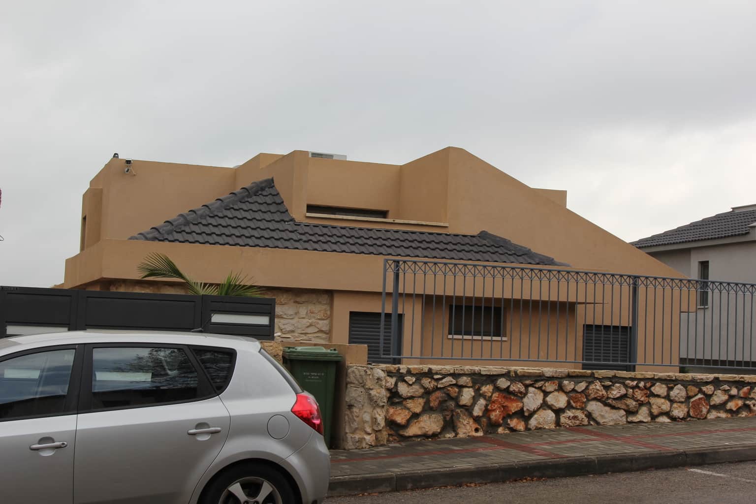 רחוב עגור 19, מקום שלישי ברשימת עשרת הבתים היקרים בעיר