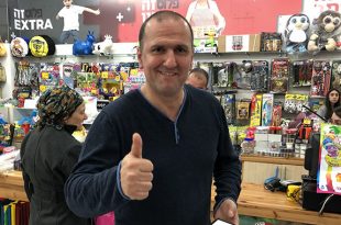 אבי צעצועים וחיוכים 2019-03