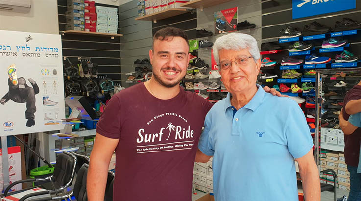 עמית שיקראצי ביחד עם דוד לוי. צילום: פרטי