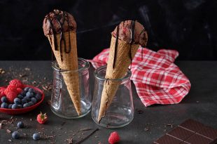 חברת כרמית מתכון גלידת שוקולד ופירות יער צילום מיכאלו אנטולי (3)