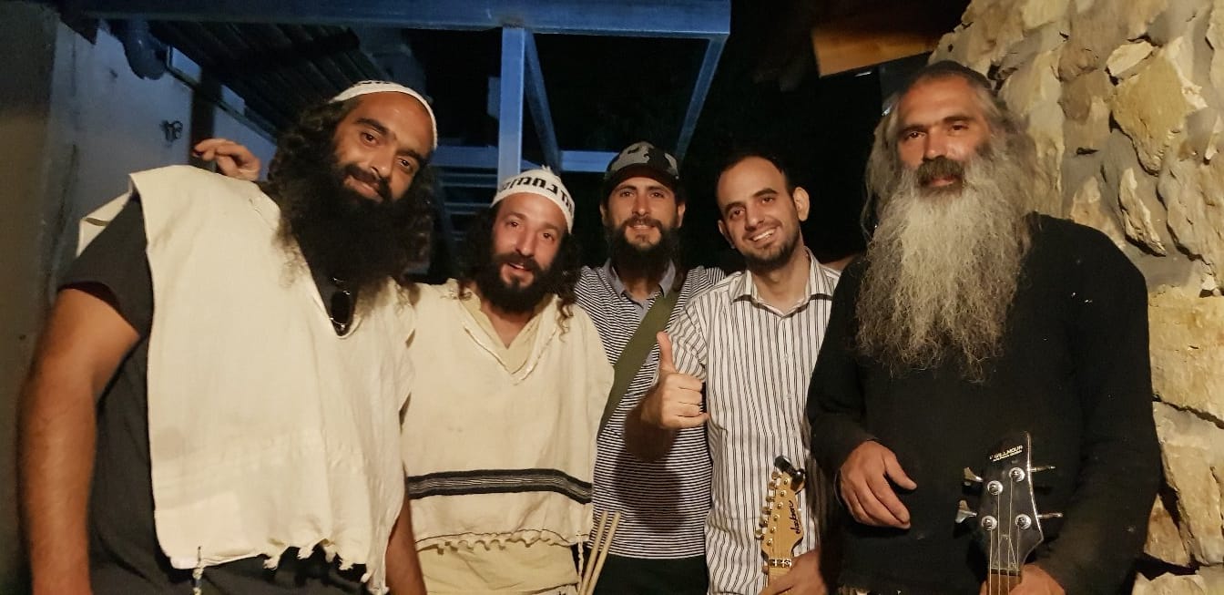 גרוב סגול צילום פרטי