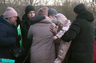 פליטים אוקראינים צילום מסך מהיוטיוב צ׳אנל 4