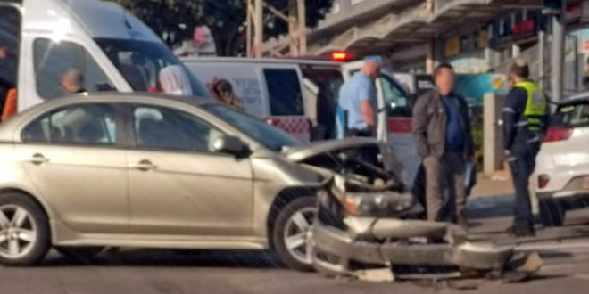 תאונת דרכים משולשת רחוב החרושת אזור תעשייה