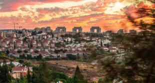 נוף שכונות הגליל ורבין בשקיעה צילום ארטיום ז׳יבטין