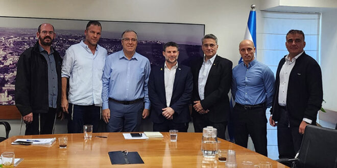 פורום עוטף צפון ושר האוצר צילום עיריית כרמיאל